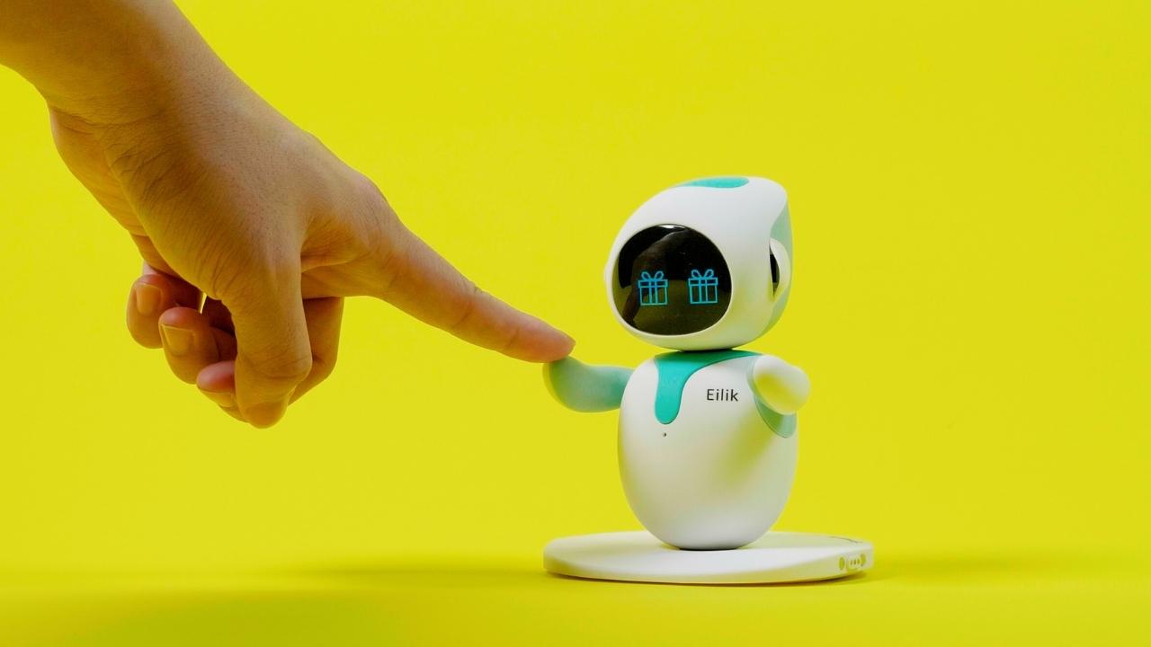 Eilik Smart Robot A Little Companion Bot with Endless Fun (PINK